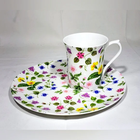 Queens snack plate & mug set, bone china. Made in England, EUC! - Picture 1 of 12